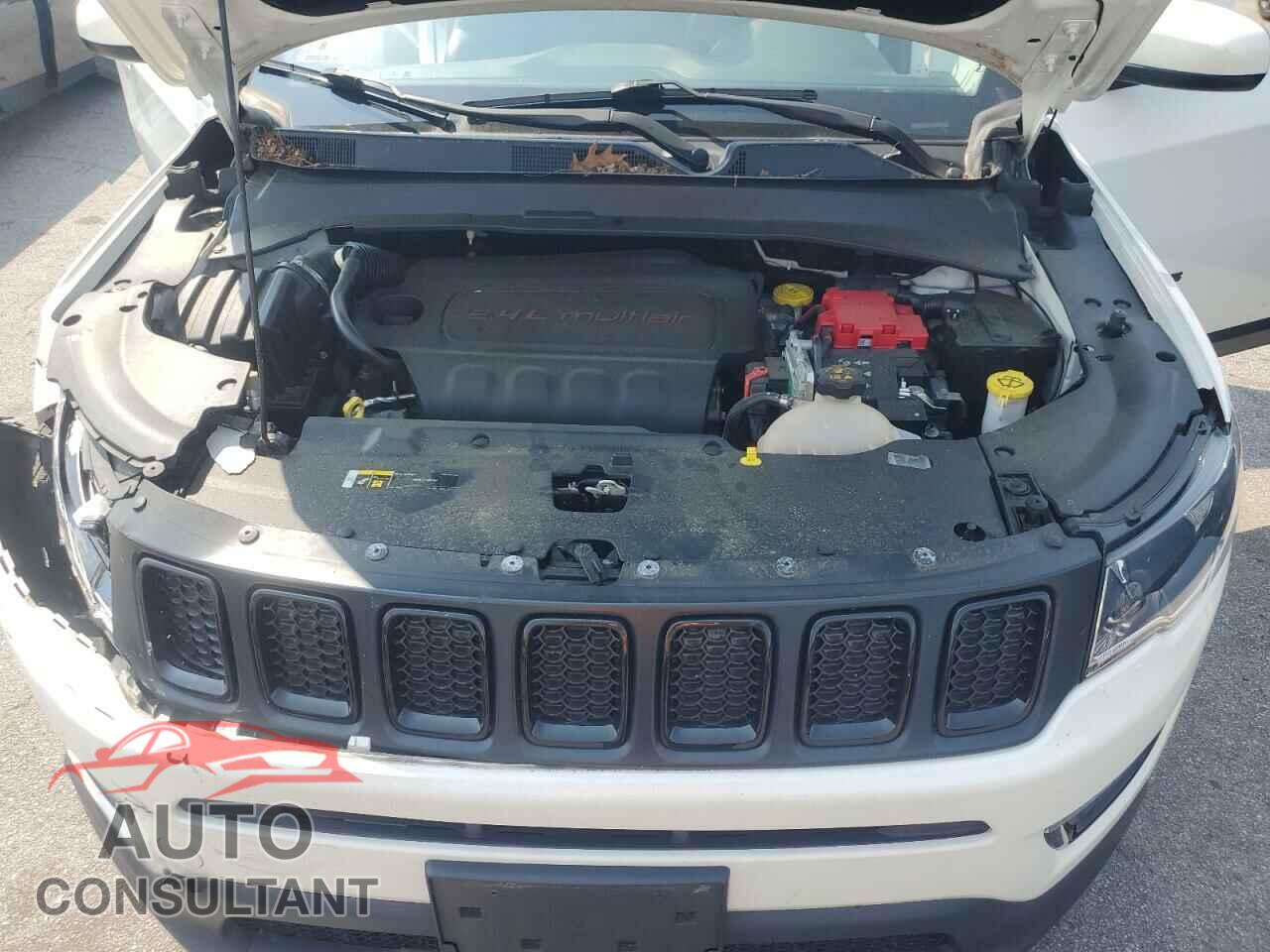 JEEP COMPASS 2020 - 3C4NJDBB8LT139647