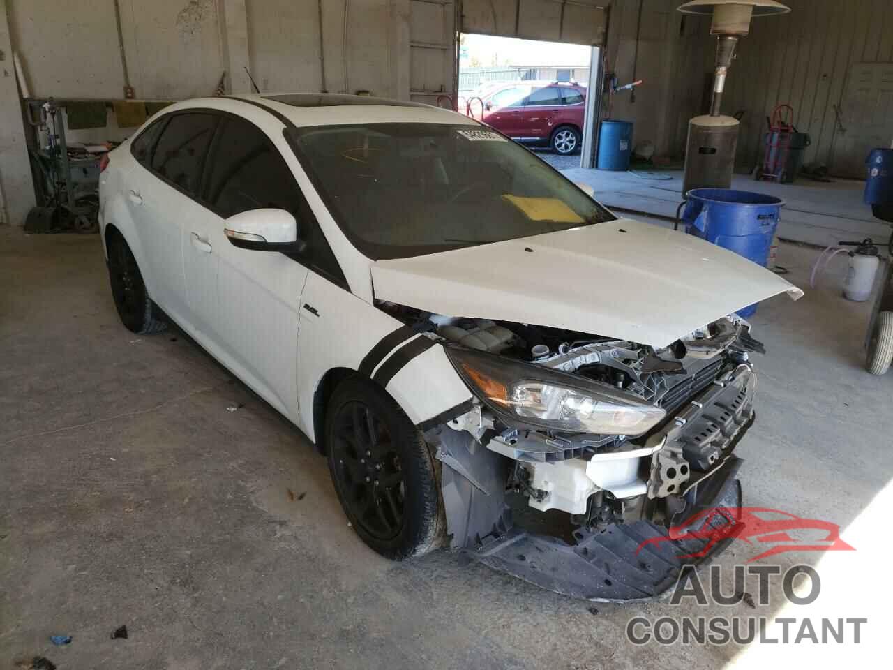 FORD FOCUS 2016 - 1FADP3F2XGL299017