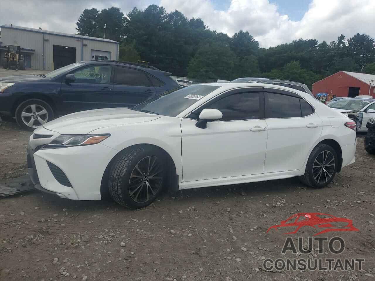 TOYOTA CAMRY 2018 - JTNB11HK2J3041601
