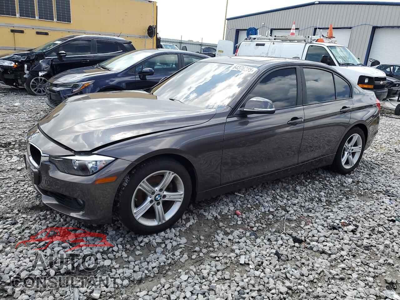 BMW 3 SERIES 2012 - WBA3A5C55CF257541