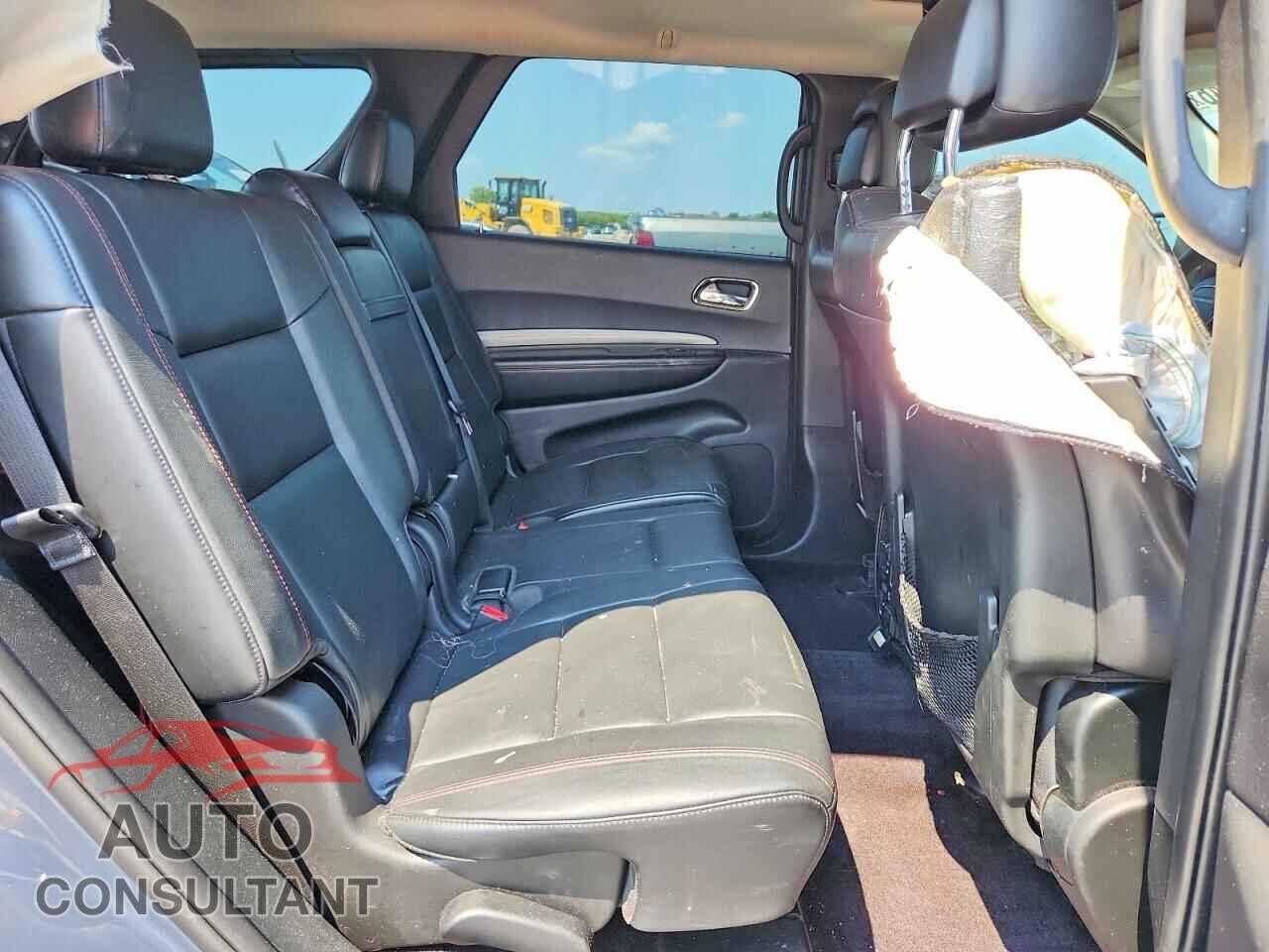 DODGE DURANGO 2018 - 1C4RDJDG4JC384521