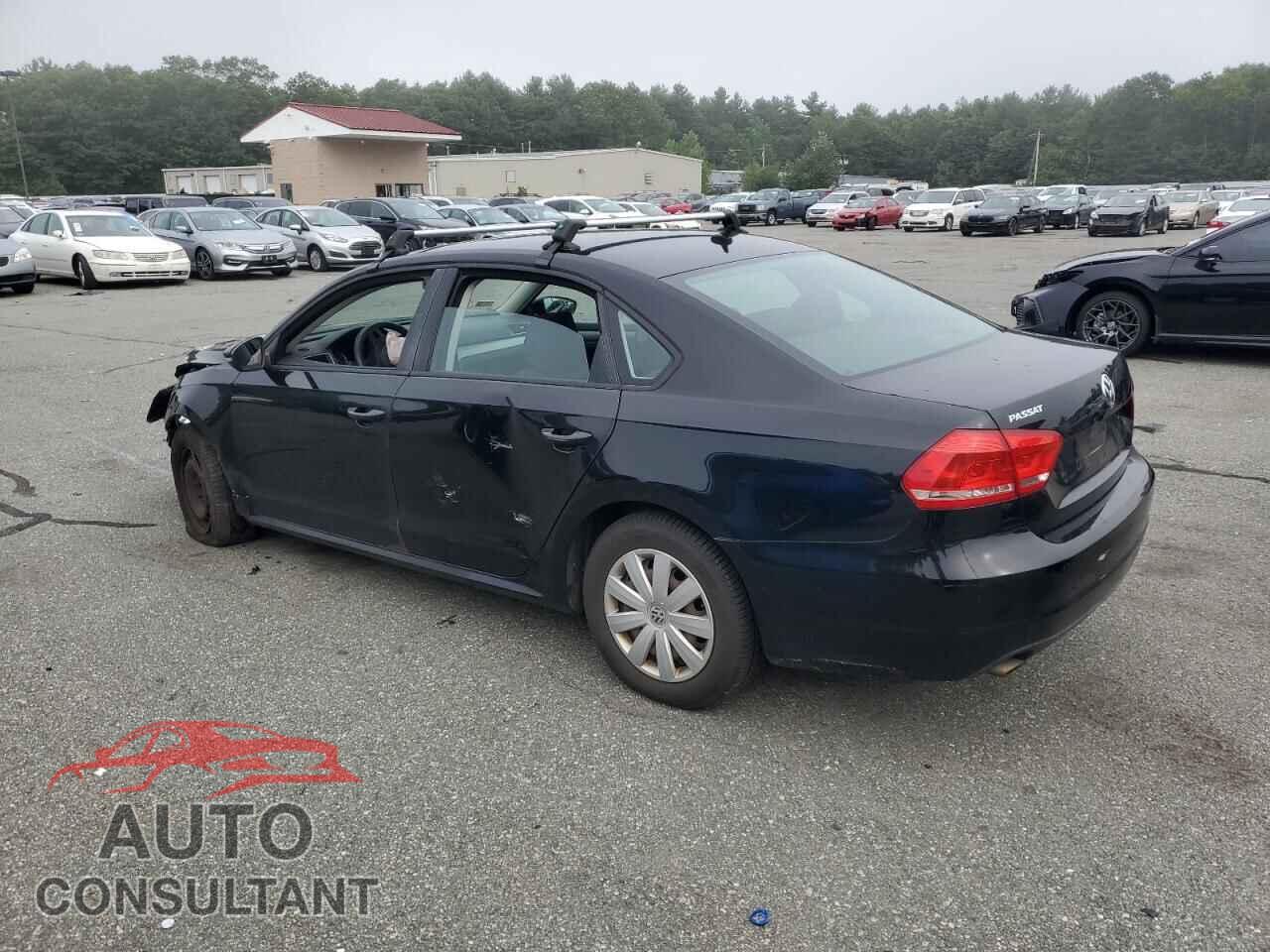 VOLKSWAGEN PASSAT 2012 - 1VWAP7A33CC101034