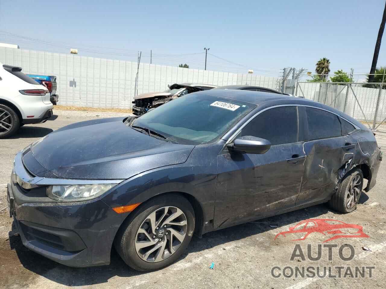 HONDA CIVIC 2018 - 2HGFC2F70JH603742