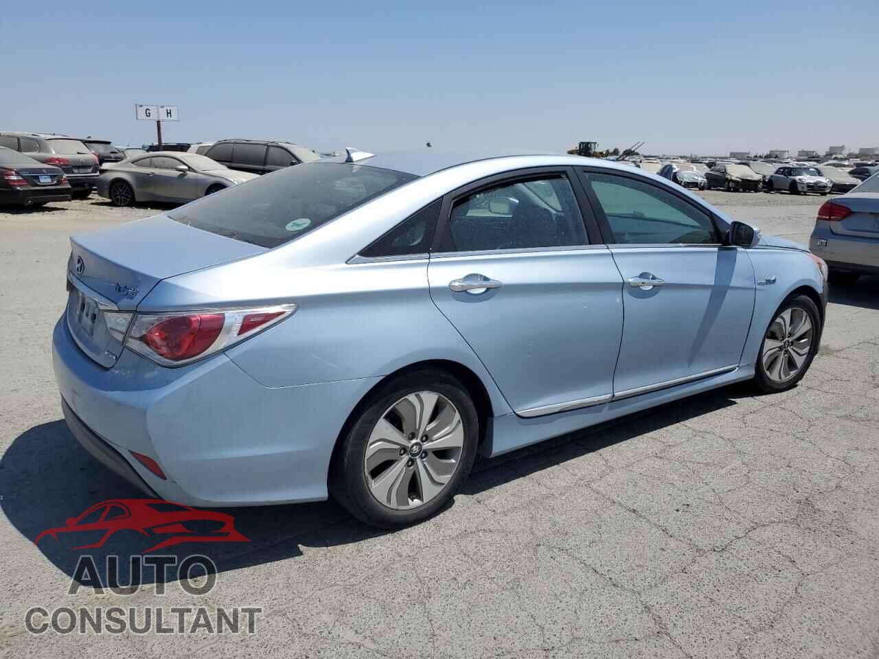 HYUNDAI SONATA 2013 - KMHEC4A4XDA101046