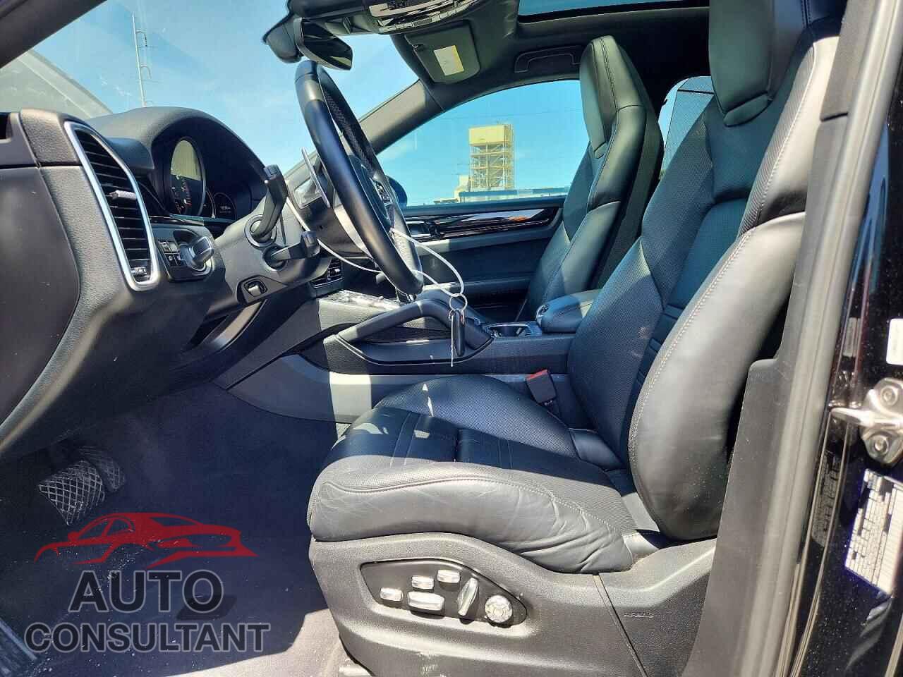 PORSCHE CAYENNE 2020 - WP1BA2AY1LDA46857