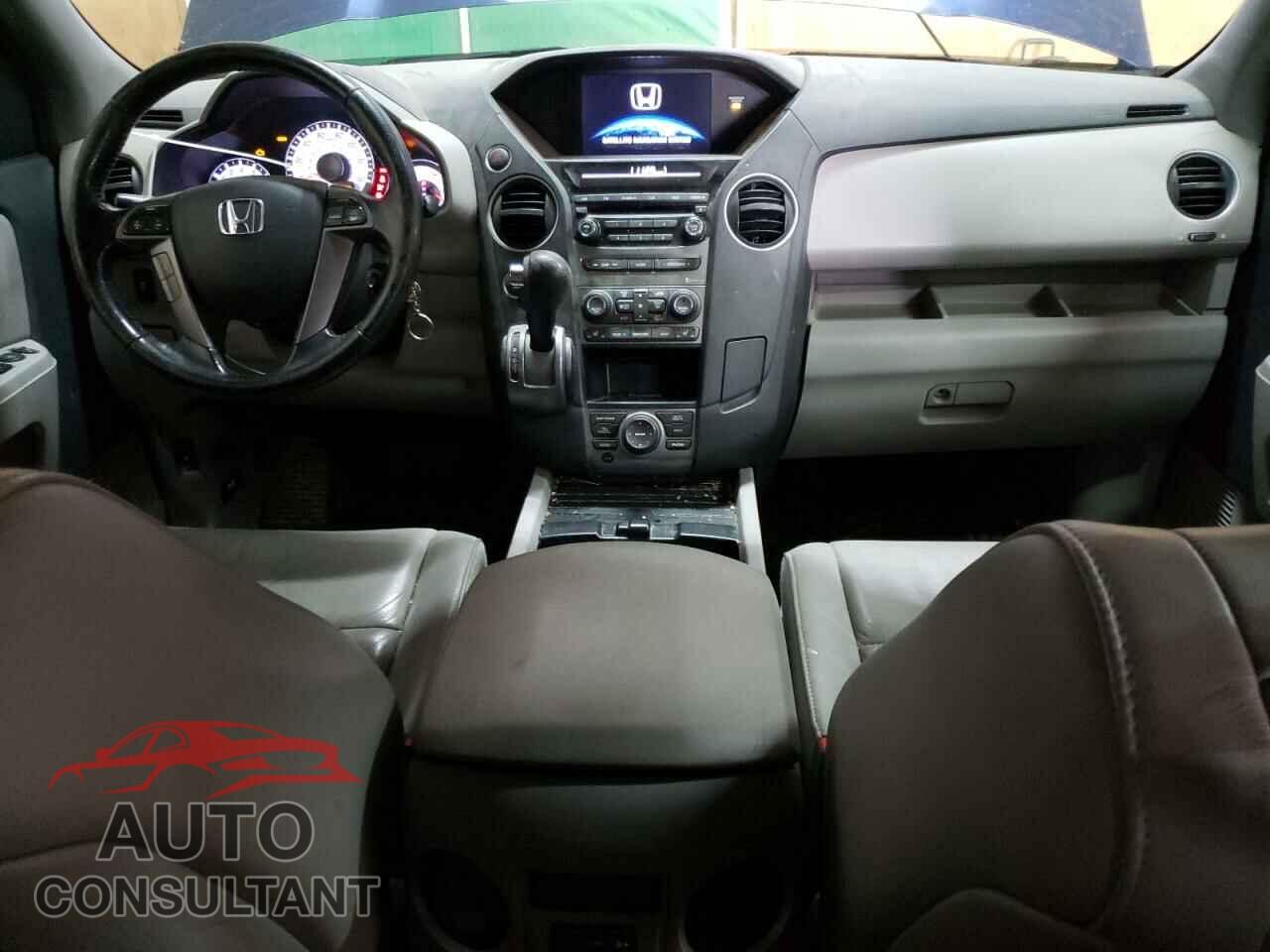 HONDA PILOT 2013 - 5FNYF4H76DB040505
