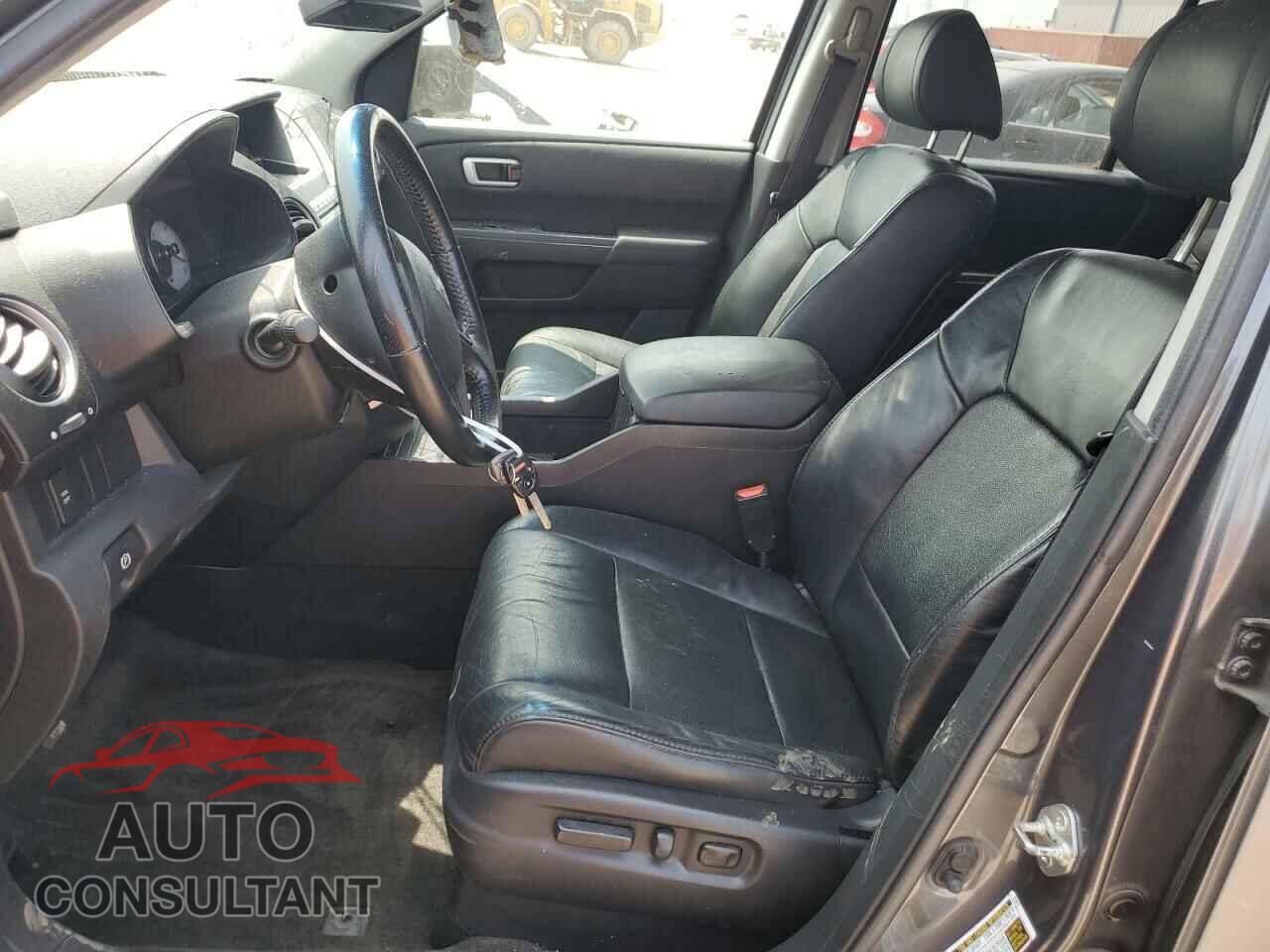 HONDA PILOT 2011 - 5FNYF4H54BB104276