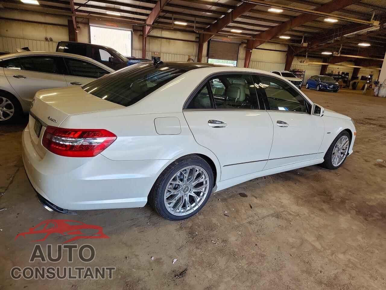 MERCEDES-BENZ E-CLASS 2012 - WDDHF8JB5CA613350