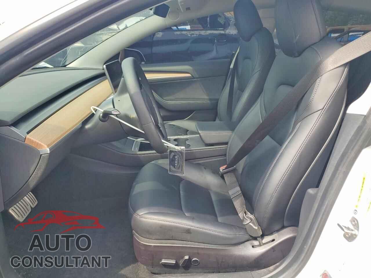 TESLA MODEL 3 2021 - 5YJ3E1EC4MF030195