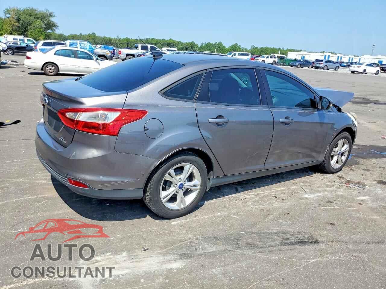 FORD FOCUS 2013 - 1FADP3F29DL371997