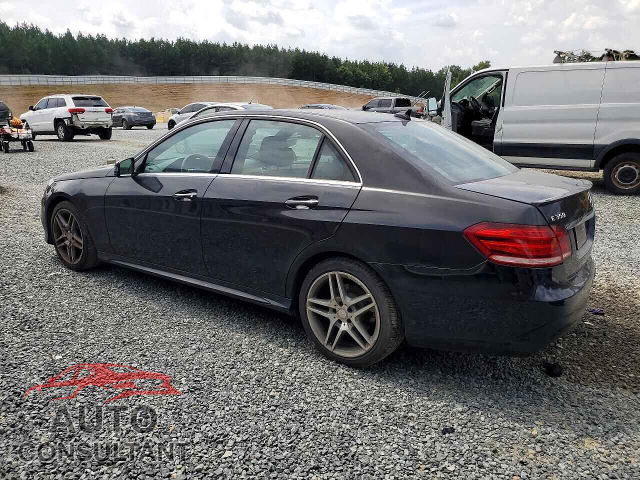 MERCEDES-BENZ E-CLASS 2015 - WDDHF8JBXFB121296