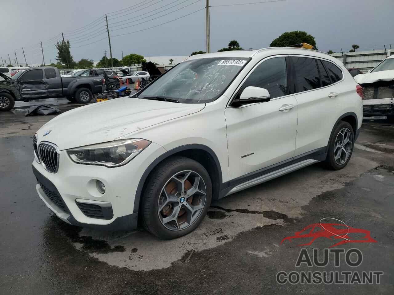 BMW X1 2016 - WBXHT3C30GP880896