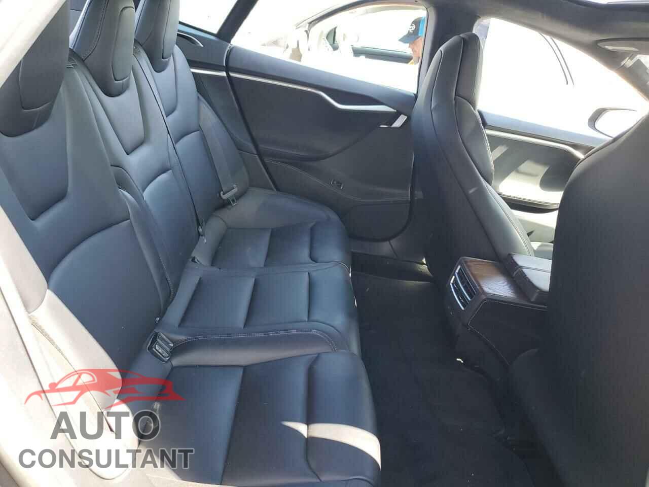 TESLA MODEL S 2018 - 5YJSA1E27JF244978