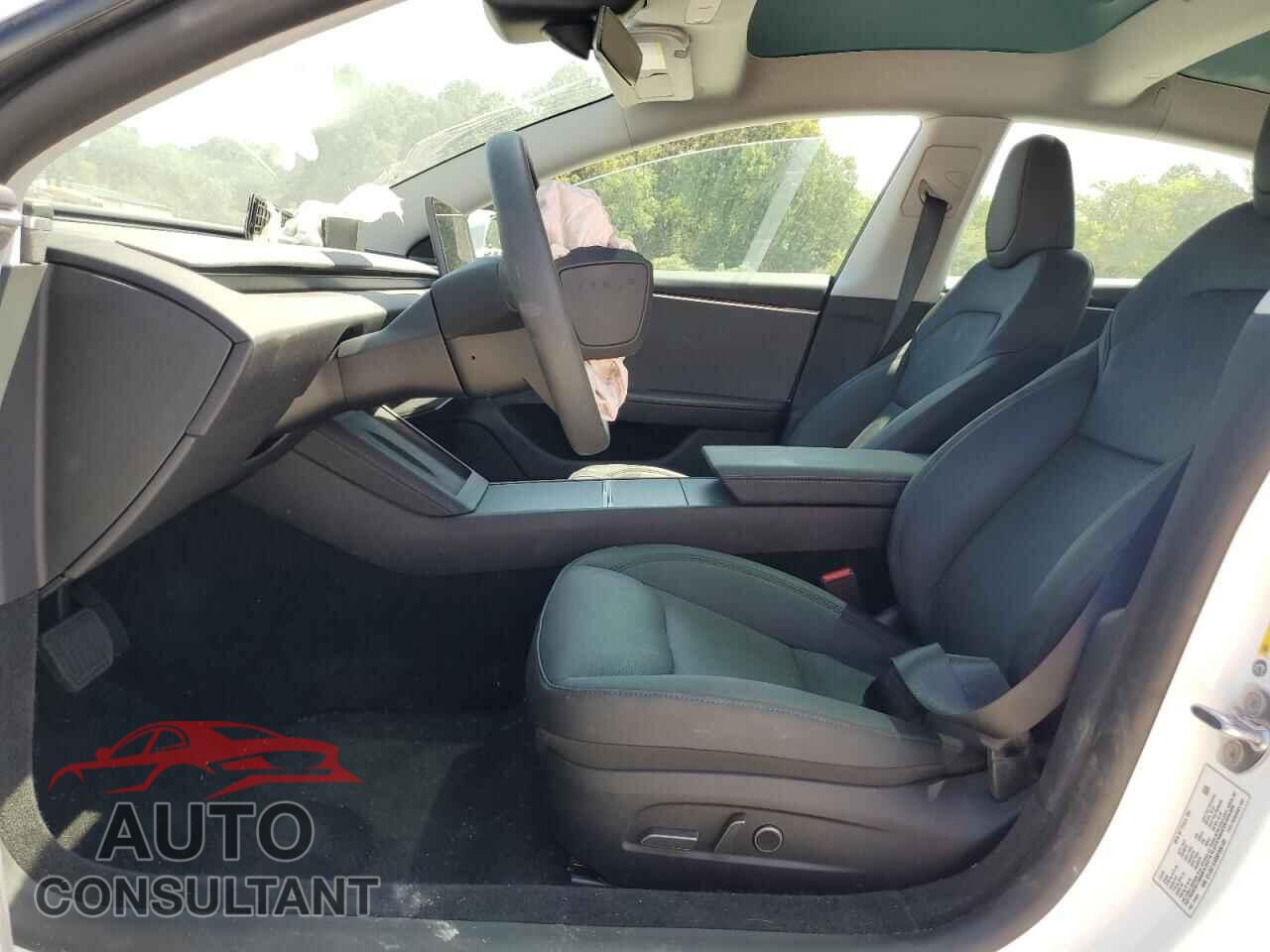 TESLA MODEL 3 2025 - 5YJ3E1EA9SF990186