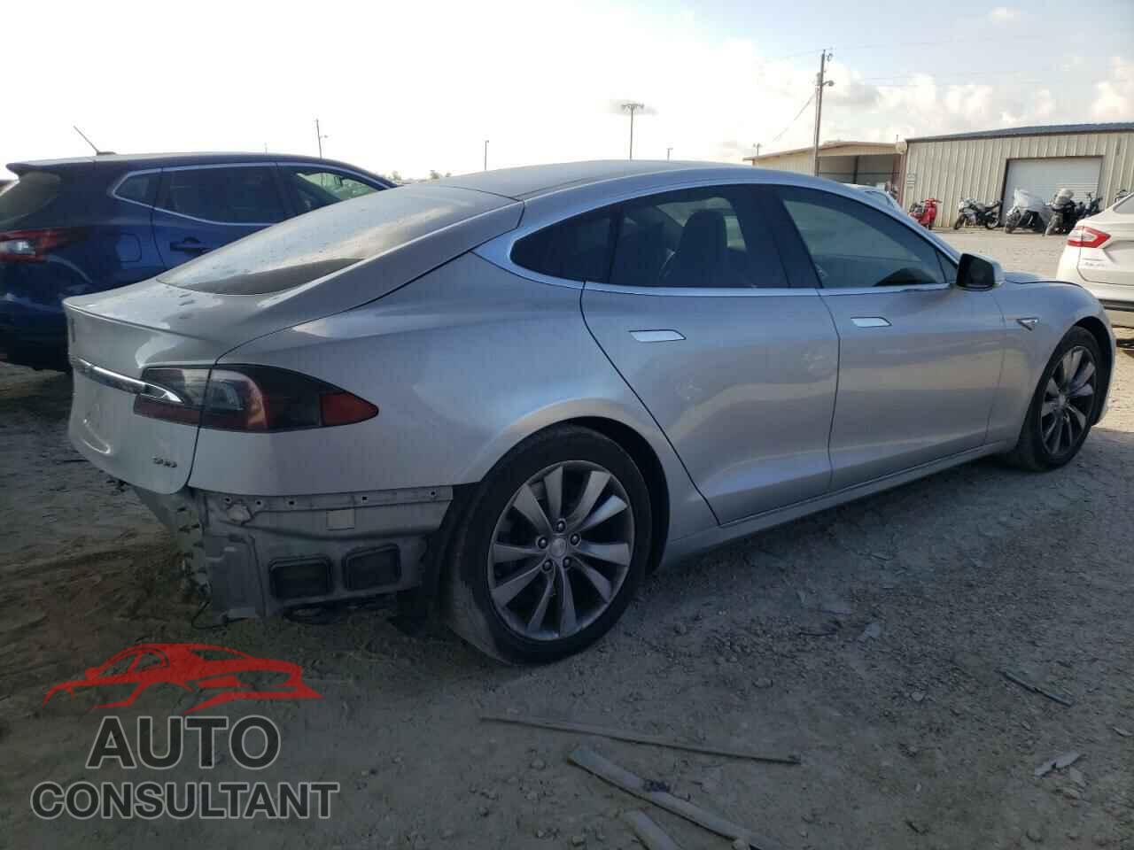 TESLA MODEL S 2016 - 5YJSA1E26GF147232