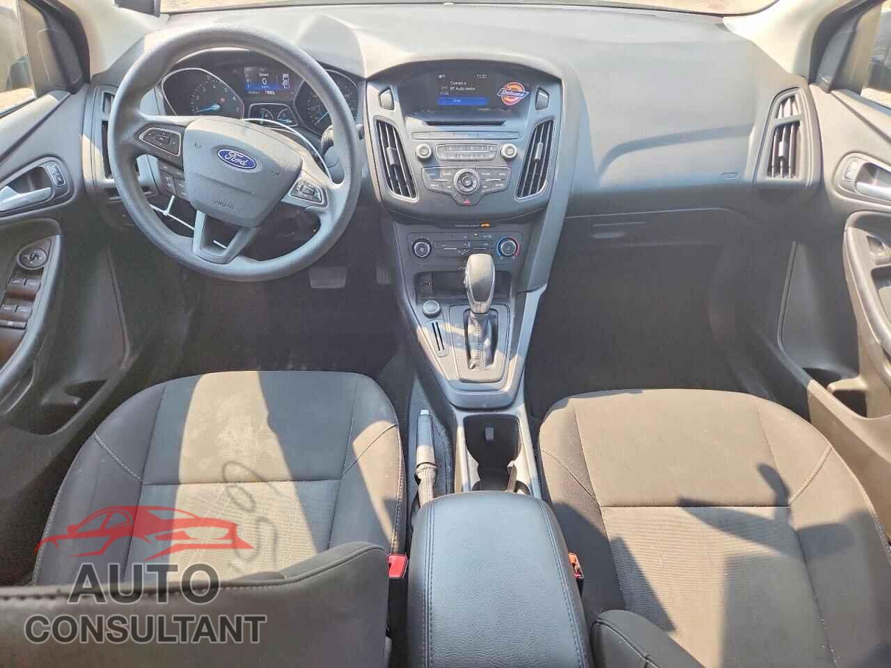 FORD FOCUS 2017 - 1FADP3F21HL219220
