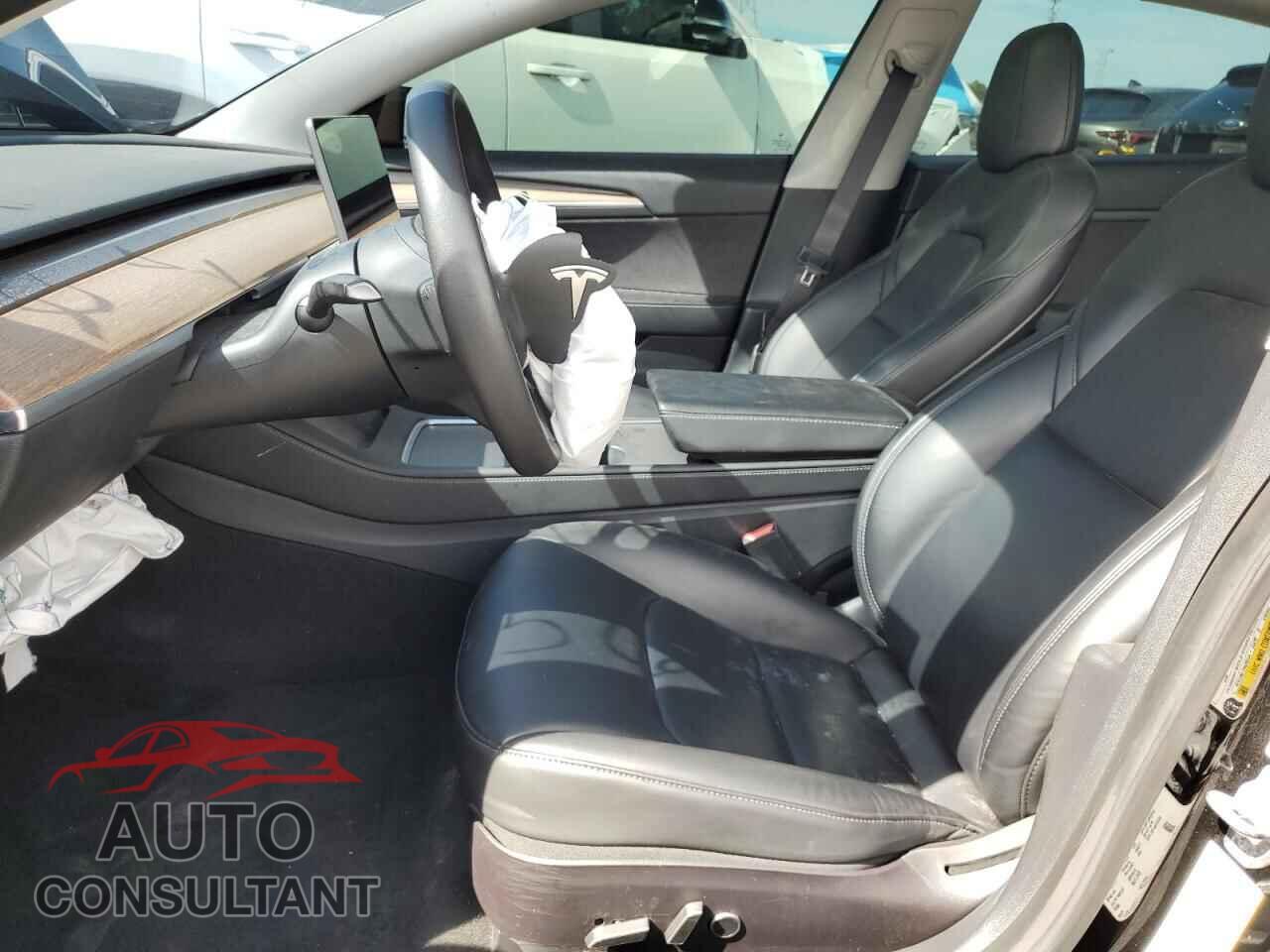 TESLA MODEL 3 2021 - 5YJ3E1EB2MF992566
