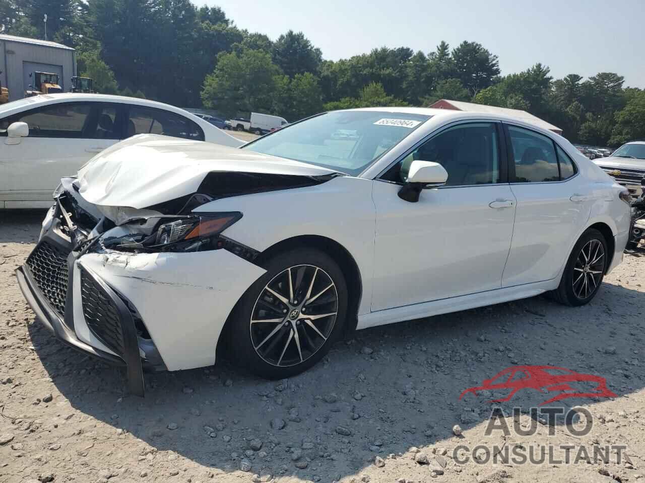 TOYOTA CAMRY 2022 - 4T1G11AK4NU682118