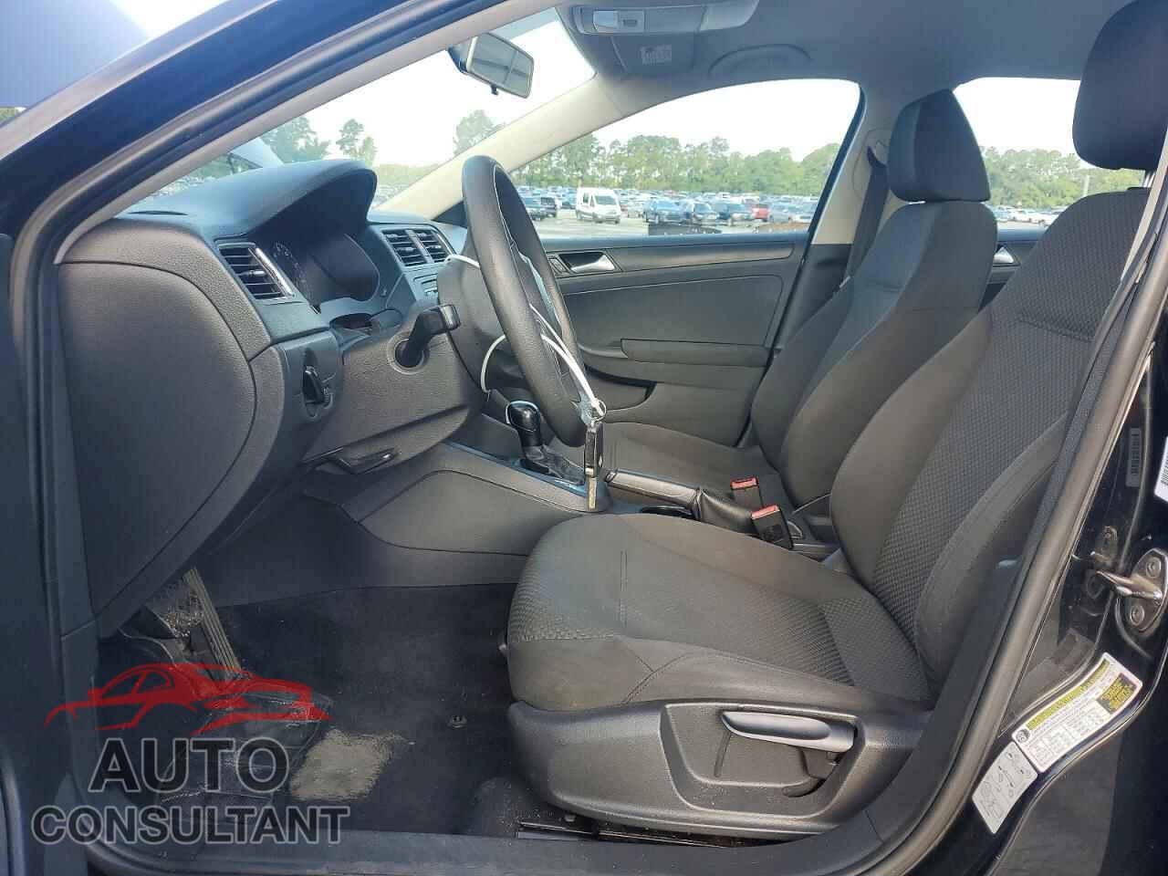 VOLKSWAGEN JETTA BASE 2012 - 3VW2K7AJ4CM473532