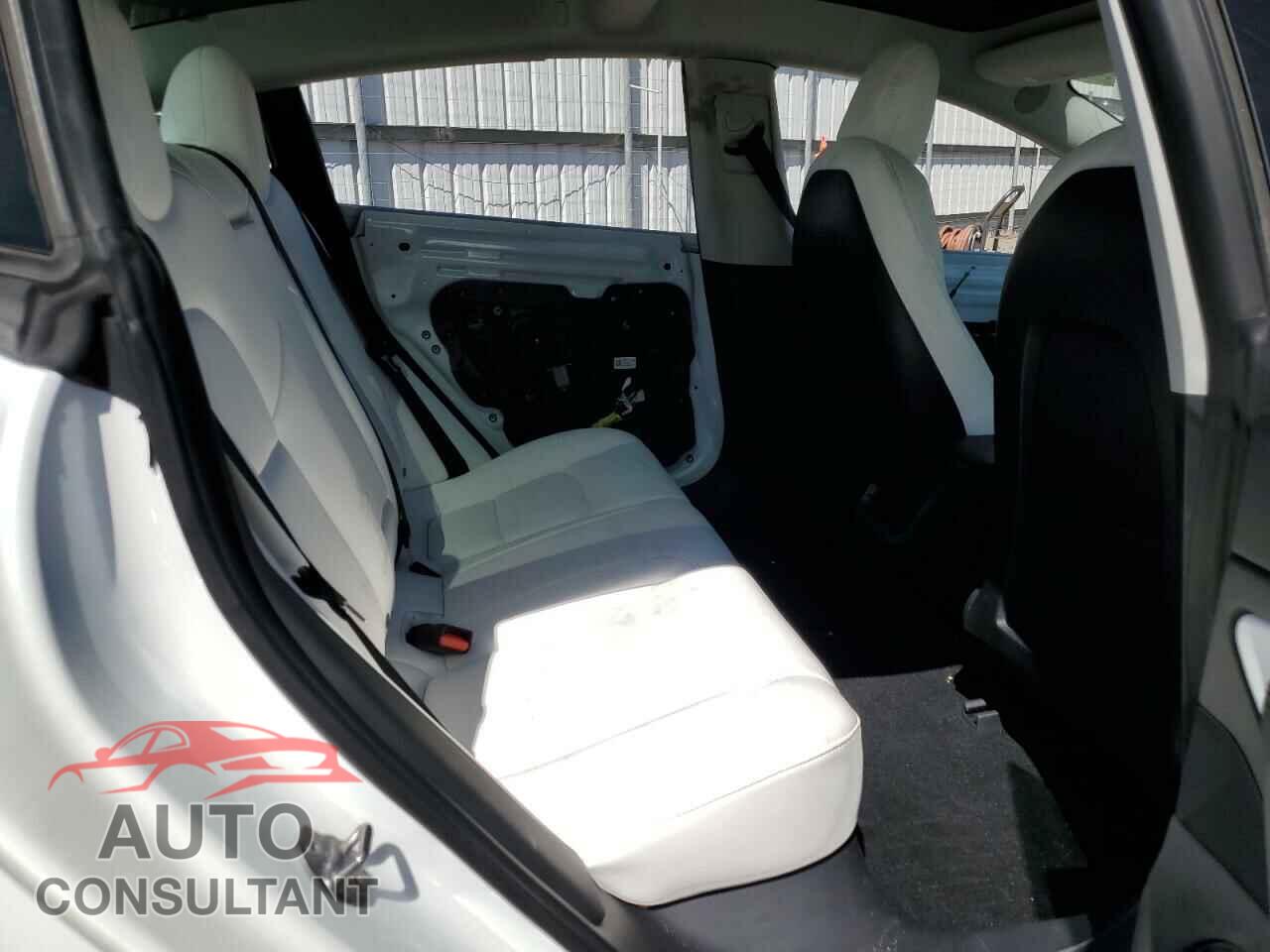 TESLA MODEL 3 2021 - 5YJ3E1EA3MF877904
