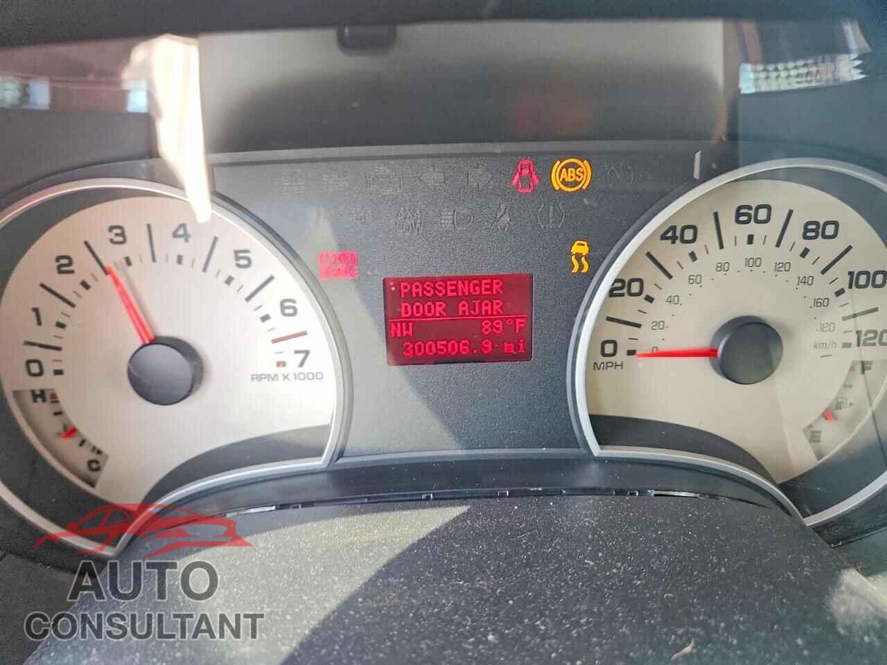 FORD EXPLORER 2009 - 1FMEU64EX9UA25718