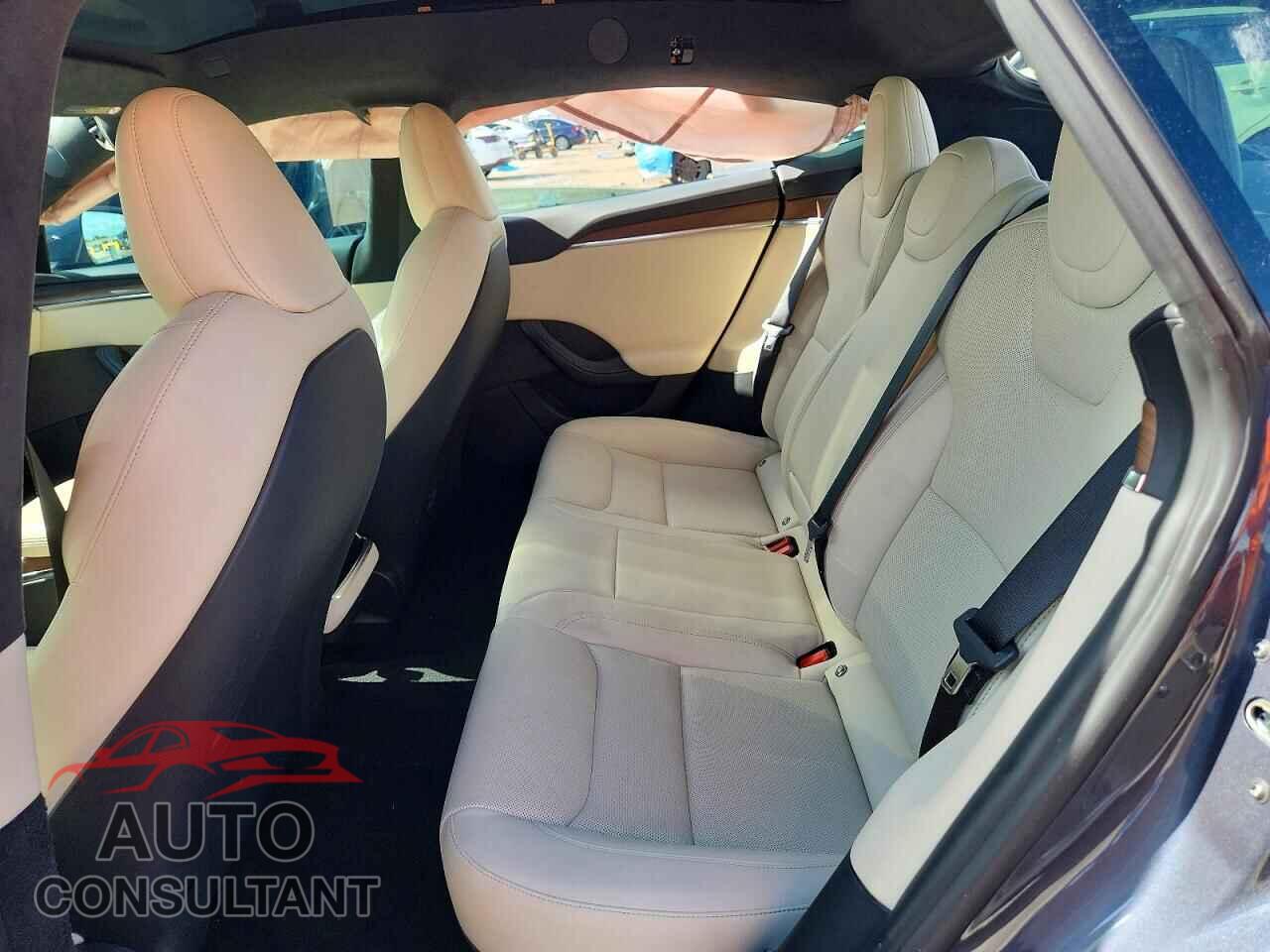 TESLA MODEL S 2021 - 5YJSA1E50MF454157