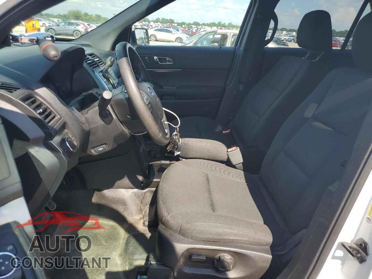 FORD EXPLORER 2018 - 1FM5K8AR7JGB91660