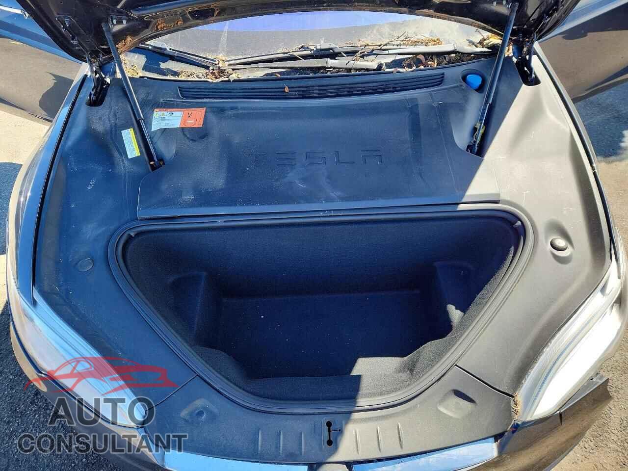TESLA MODEL S 2017 - 5YJSA1E26HF192494