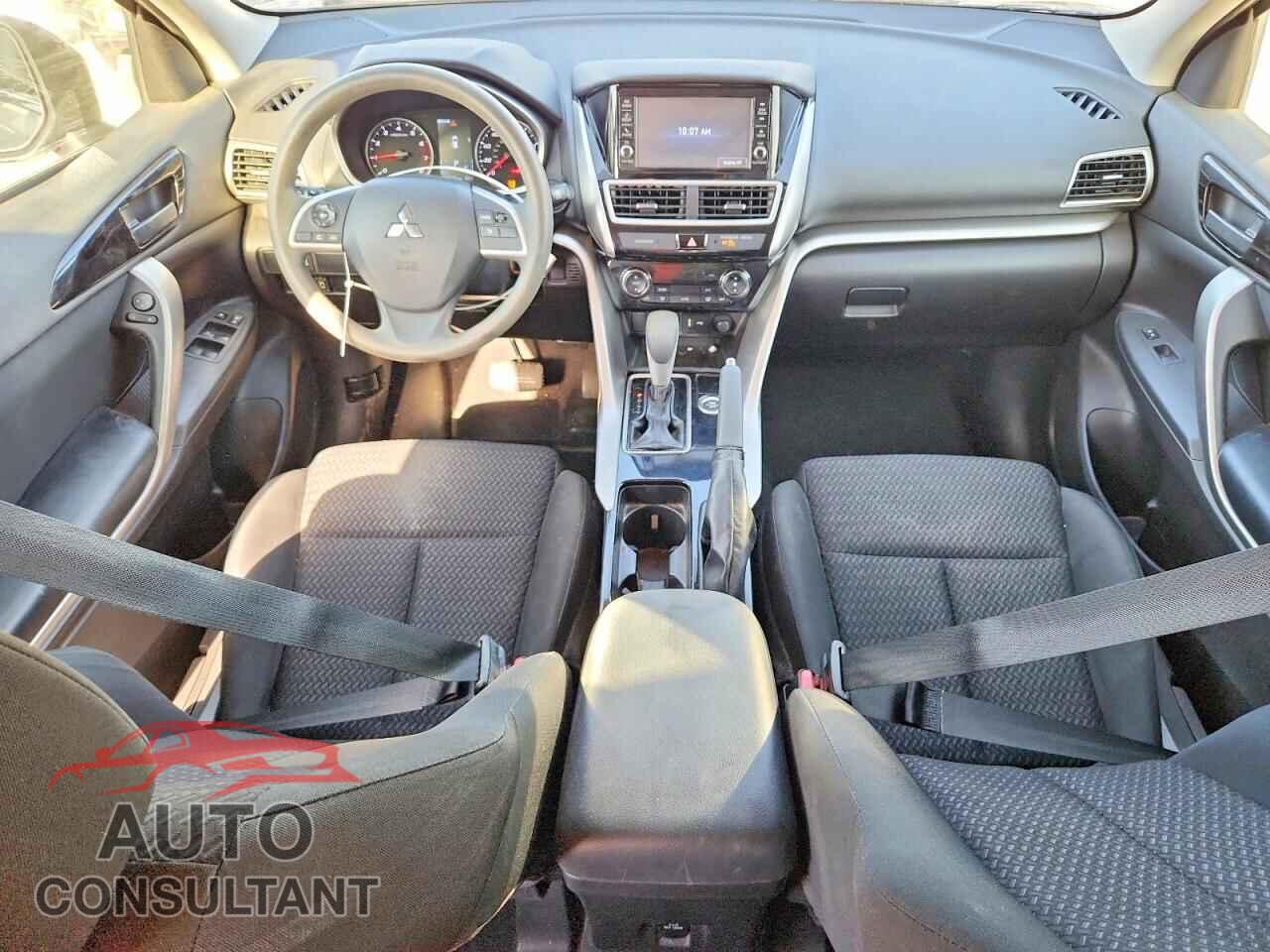 MITSUBISHI ECLIPSE 2018 - JA4AT3AAXJZ041764