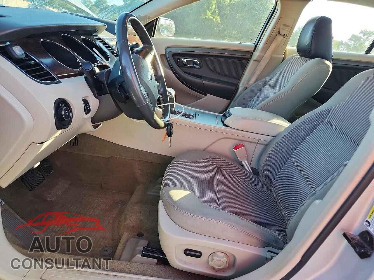 FORD TAURUS 2012 - 1FAHP2EW2CG100903