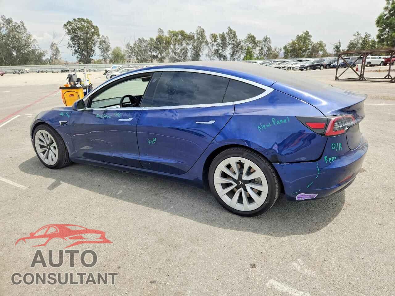 TESLA MODEL 3 2018 - 5YJ3E1EB8JF147734