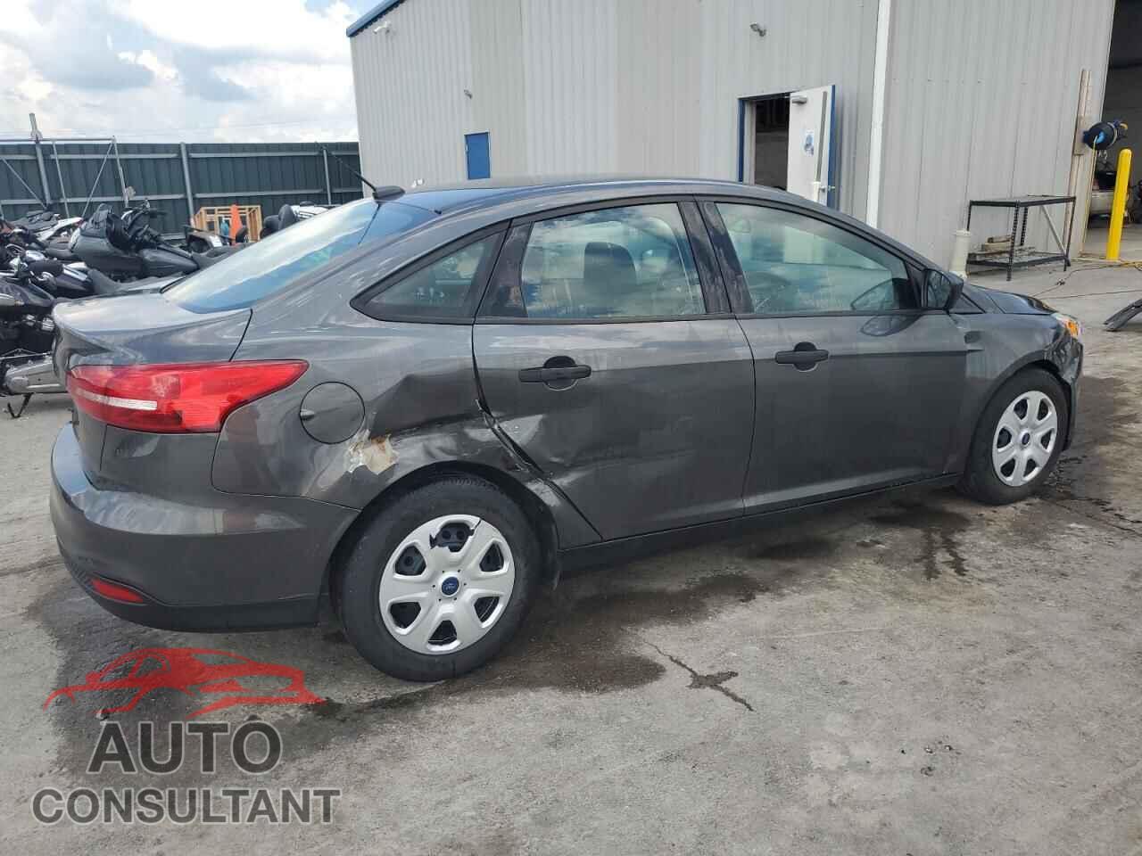 FORD FOCUS 2017 - 1FADP3E23HL241785