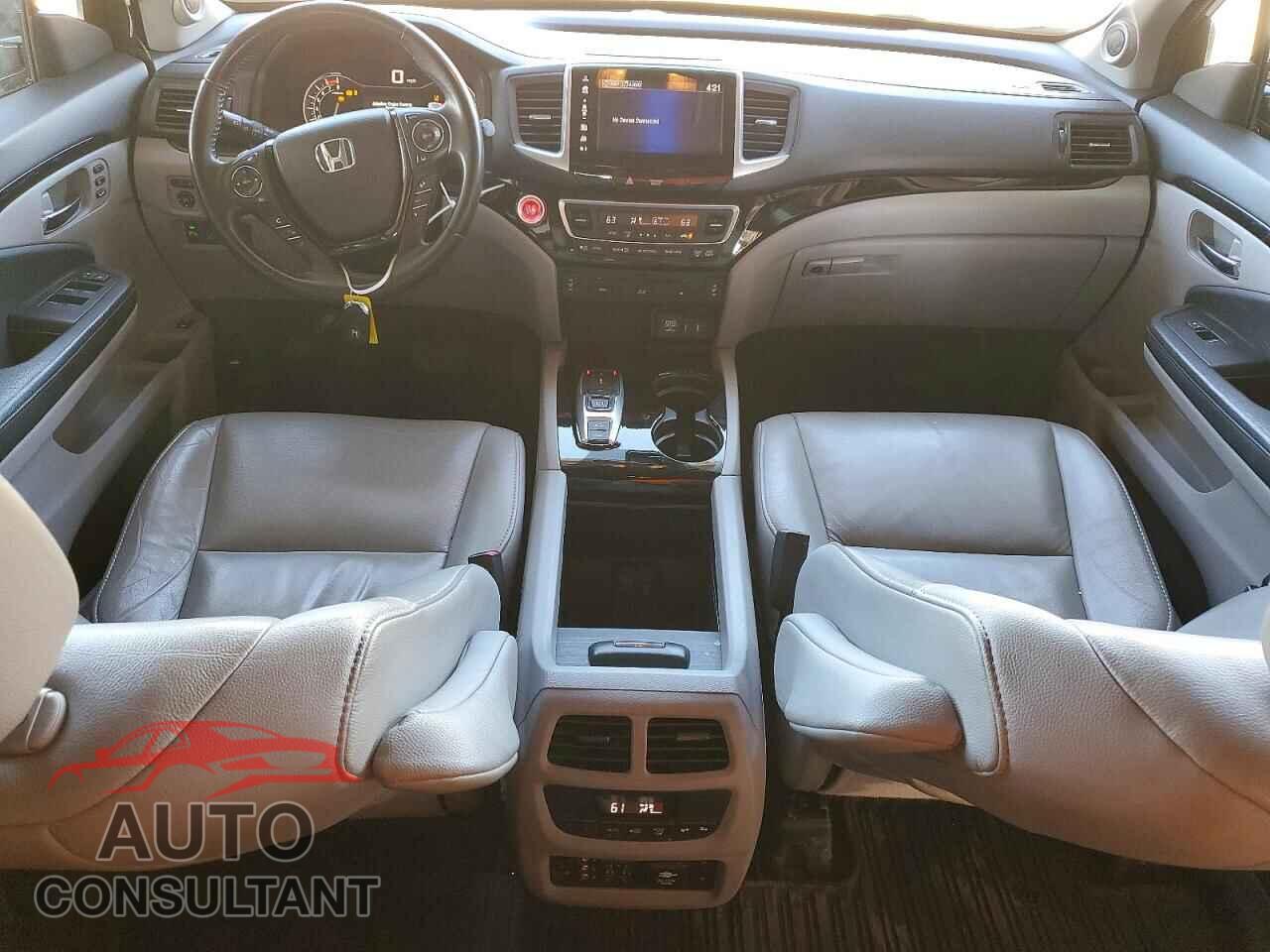 HONDA PILOT 2018 - 5FNYF6H90JB062802