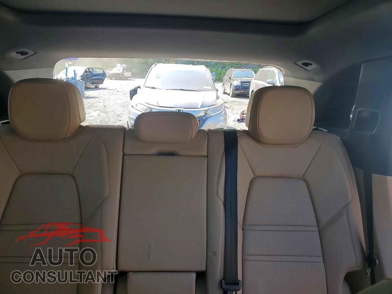 PORSCHE CAYENNE 2019 - WP1AA2AY5KDA12141