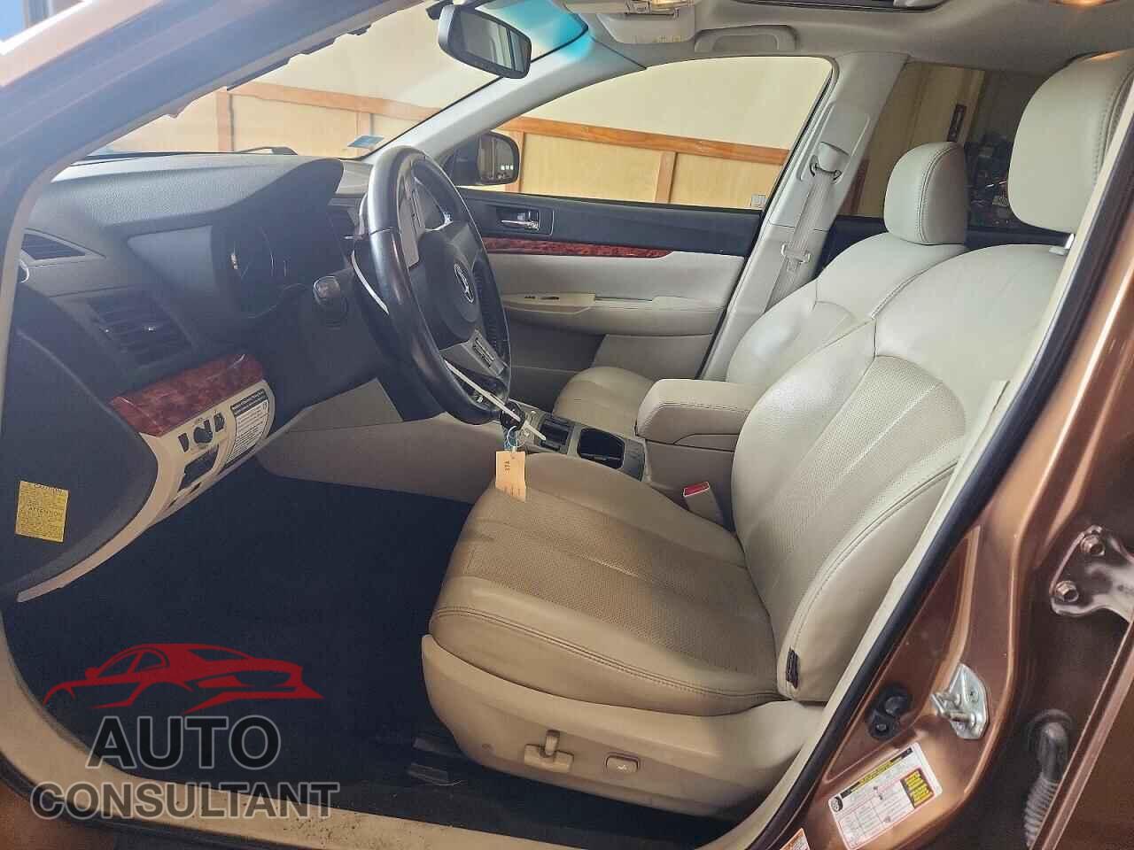 SUBARU OUTBACK 2011 - 4S4BRBKC3B3442592