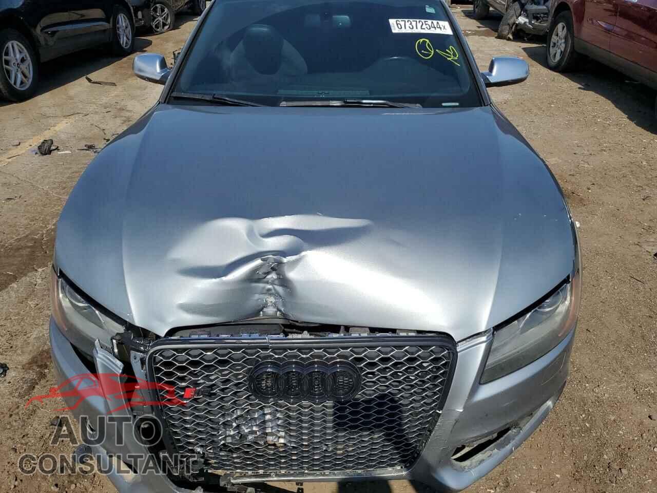 AUDI S5/RS5 2011 - WAUCVAFR9BA078846