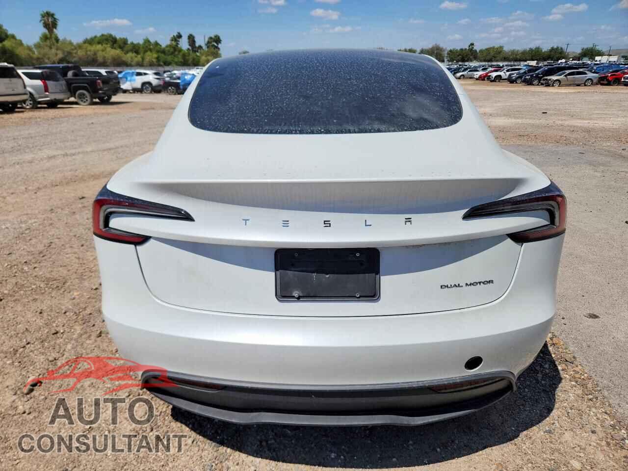 TESLA MODEL 3 2024 - 5YJ3E1EB4RF813340