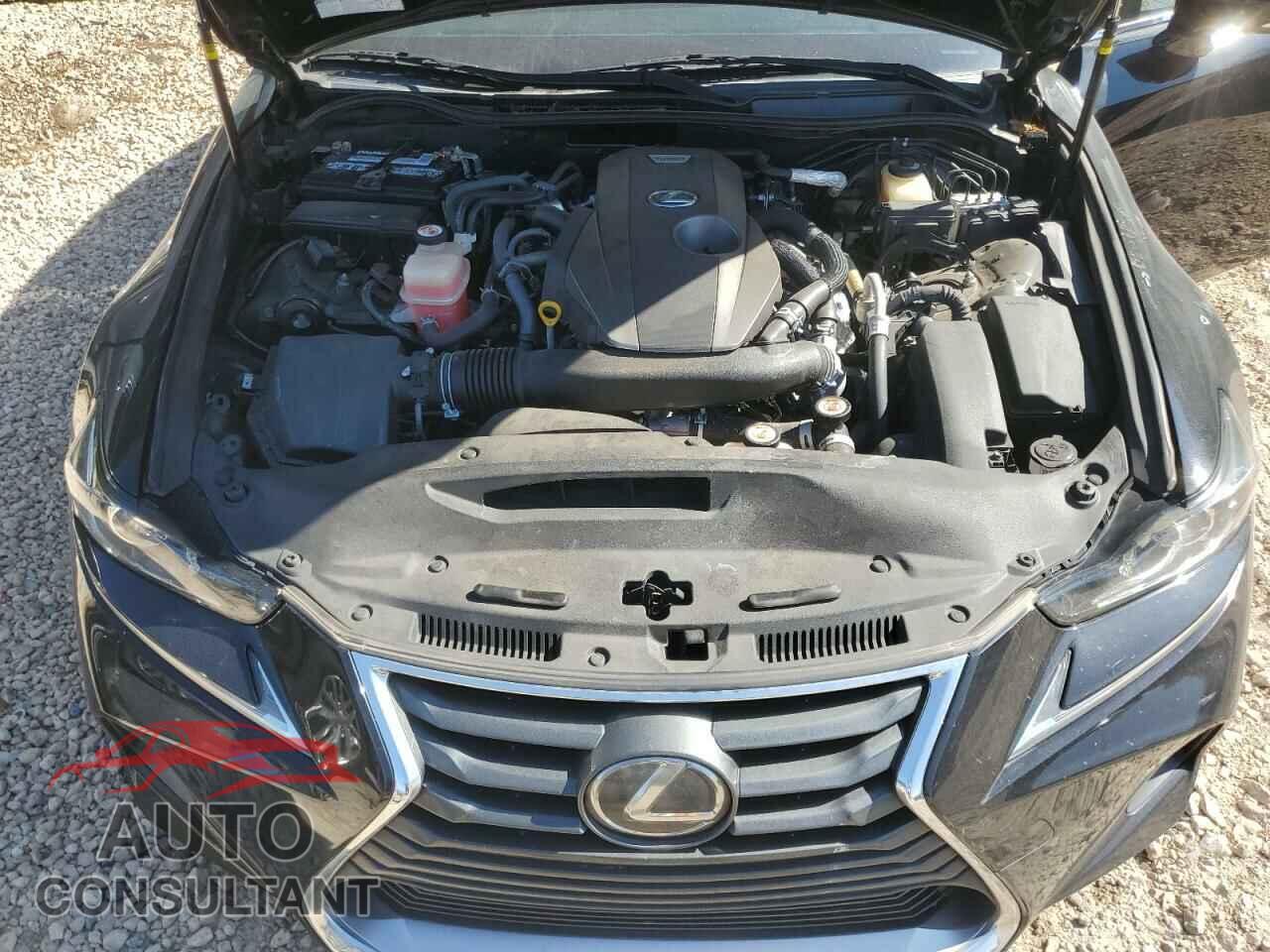 LEXUS IS 2018 - JTHBA1D25J5068904