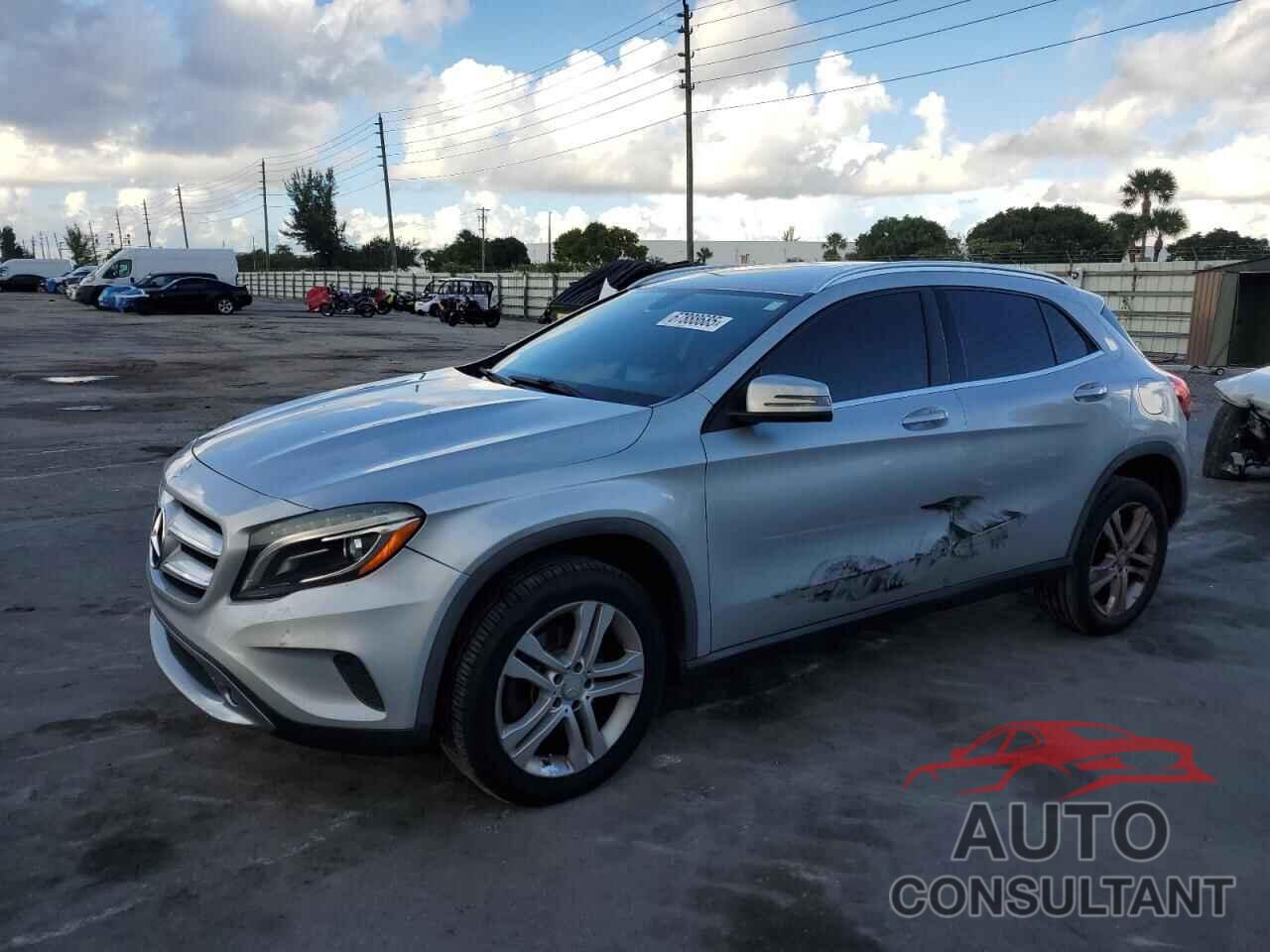 MERCEDES-BENZ GLA-CLASS 2015 - WDCTG4EB1FJ187000