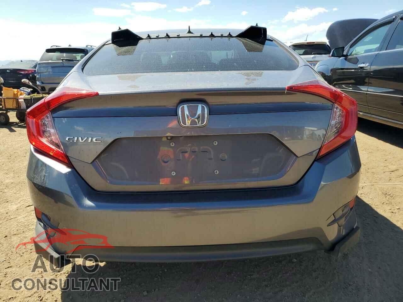 HONDA CIVIC 2017 - 2HGFC2F58HH552080