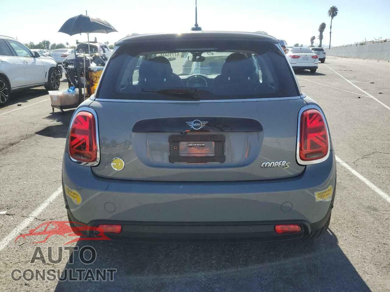 MINI COOPER 2023 - WMW13DJ0XP2S71208