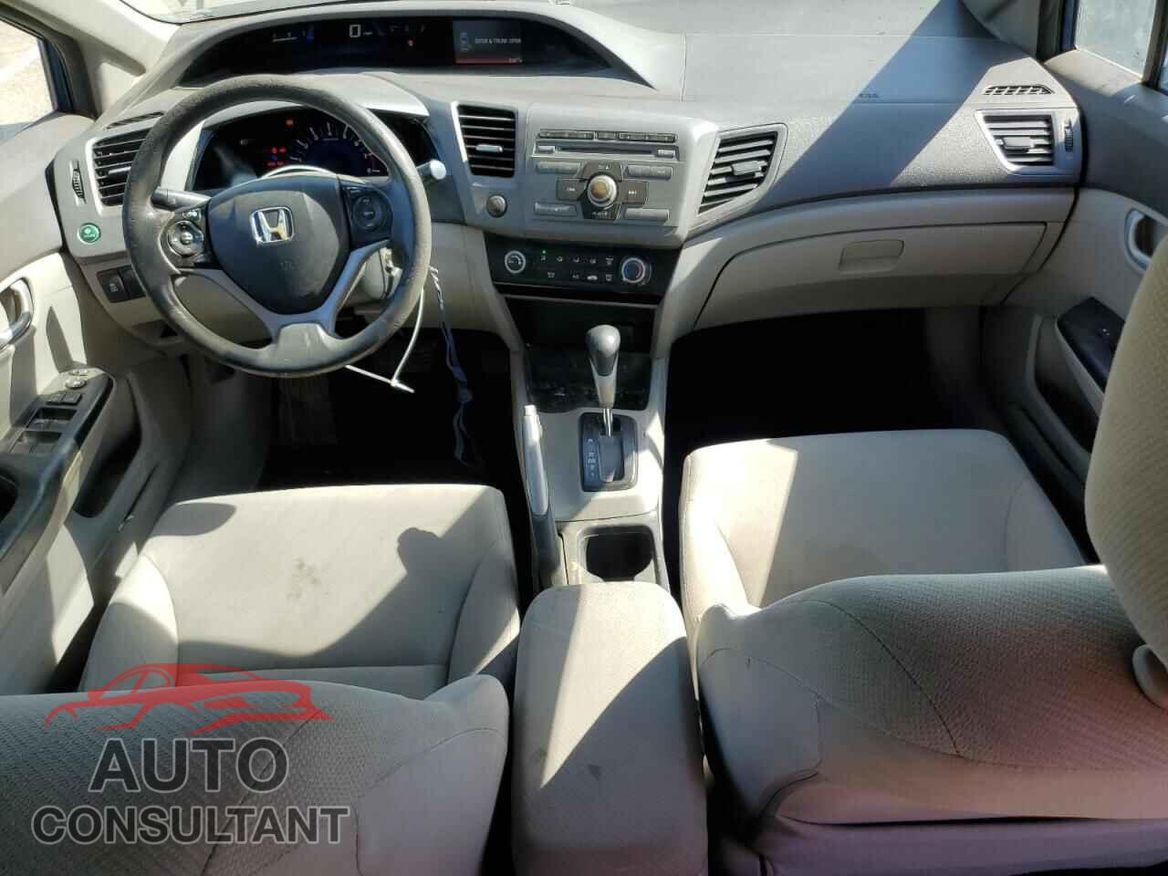 HONDA CIVIC 2012 - 2HGFB2F55CH551125