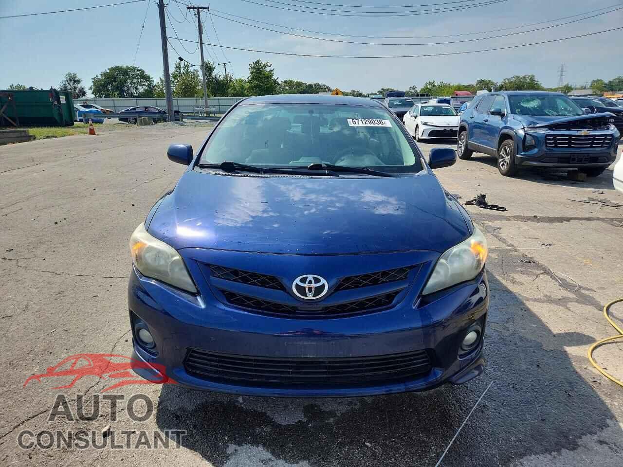 TOYOTA COROLLA 2013 - 5YFBU4EE8DP176900