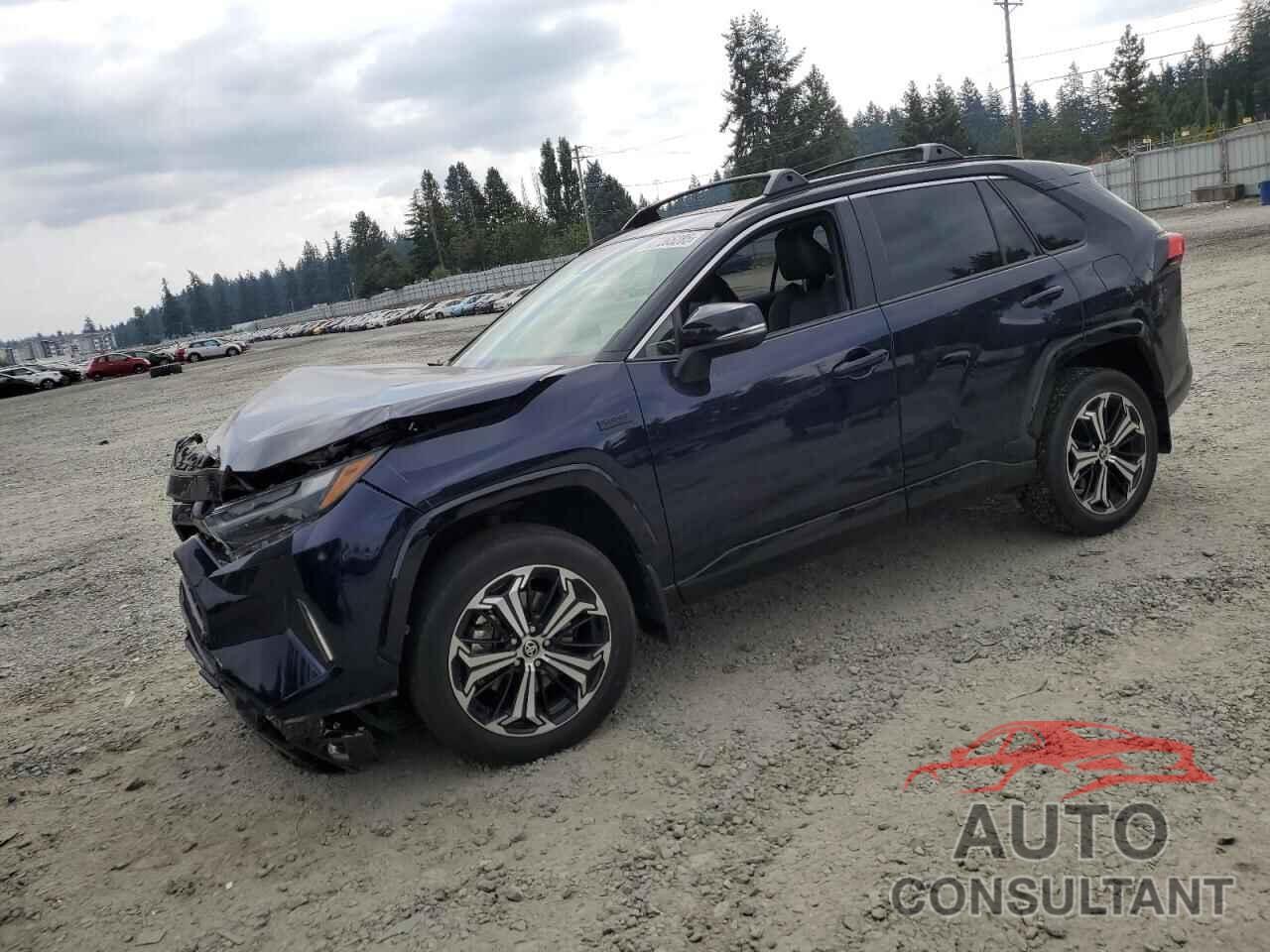 TOYOTA RAV4 2023 - JTMEB3FV3PD116669
