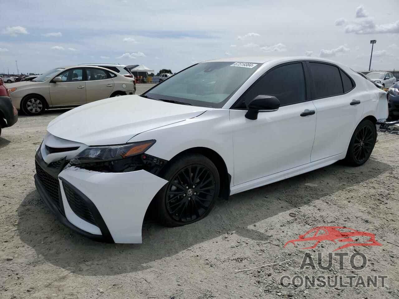 TOYOTA CAMRY 2022 - 4T1T31AK0NU045512