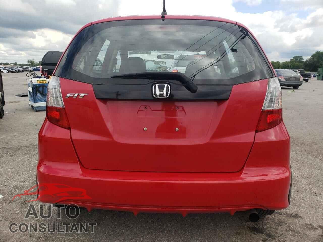HONDA FIT 2013 - JHMGE8H30DC052065