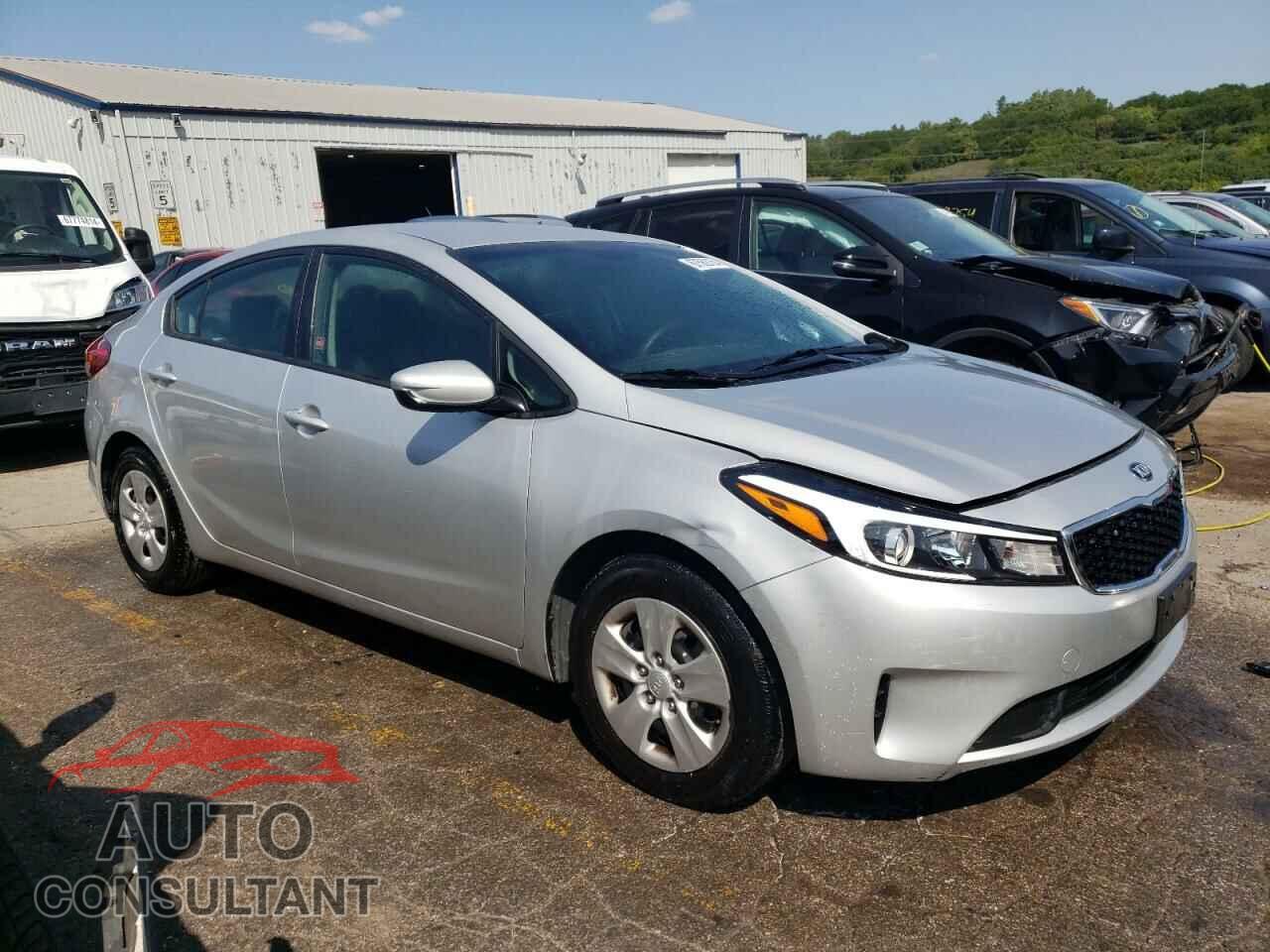 KIA FORTE 2017 - 3KPFK4A72HE062820