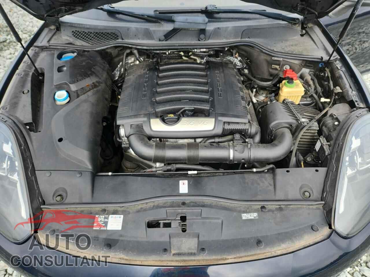 PORSCHE CAYENNE 2016 - WP1AA2A26GKA11241