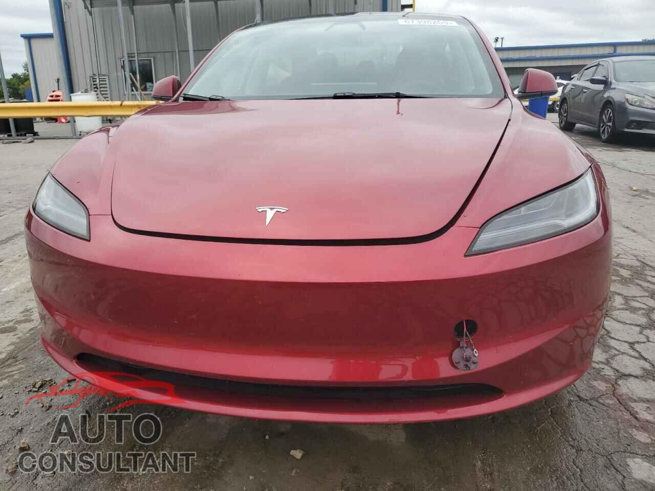 TESLA MODEL 3 2024 - 5YJ3E1EB4RF717448