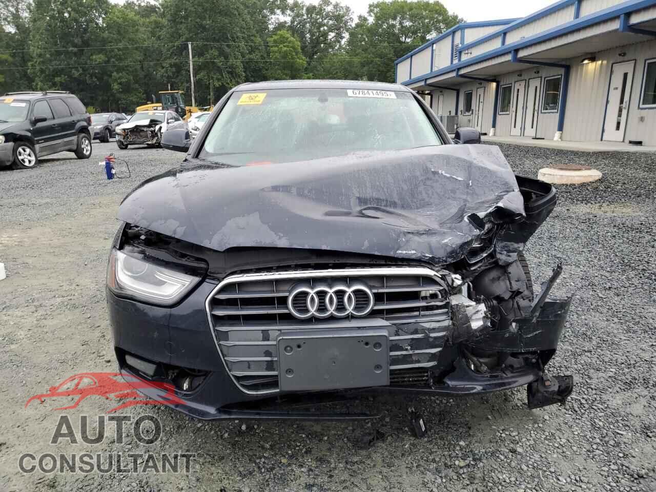 AUDI A4 2013 - WAUEFAFL0DN010299
